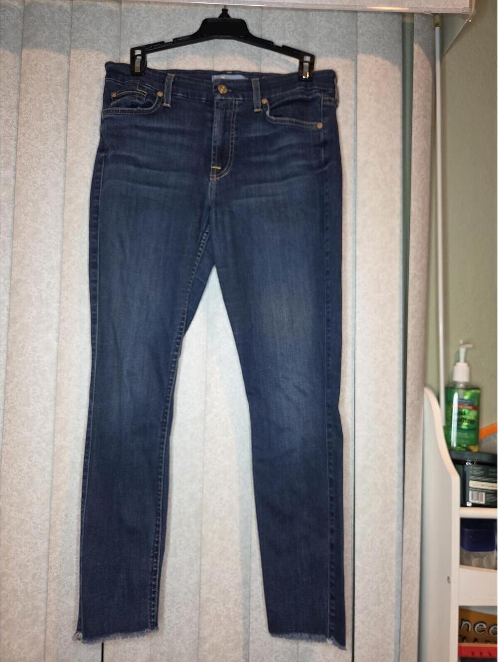 7 For All Mankind Dark Wash the ankle Skinny Jeans Size 28